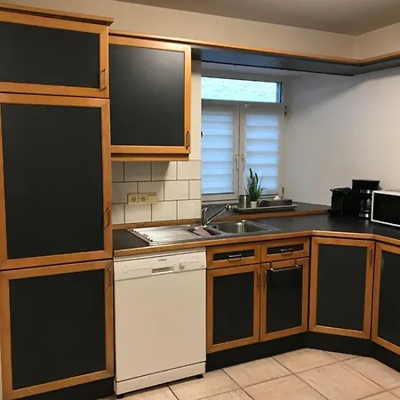 Apartamento Zum Burgblick Burg Reuland Exterior foto