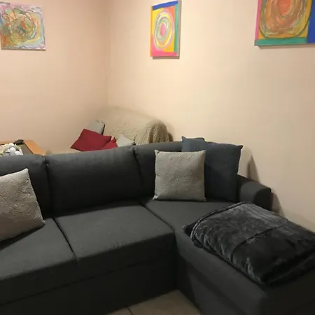 Apartamento Zum Burgblick Burg Reuland Exterior foto